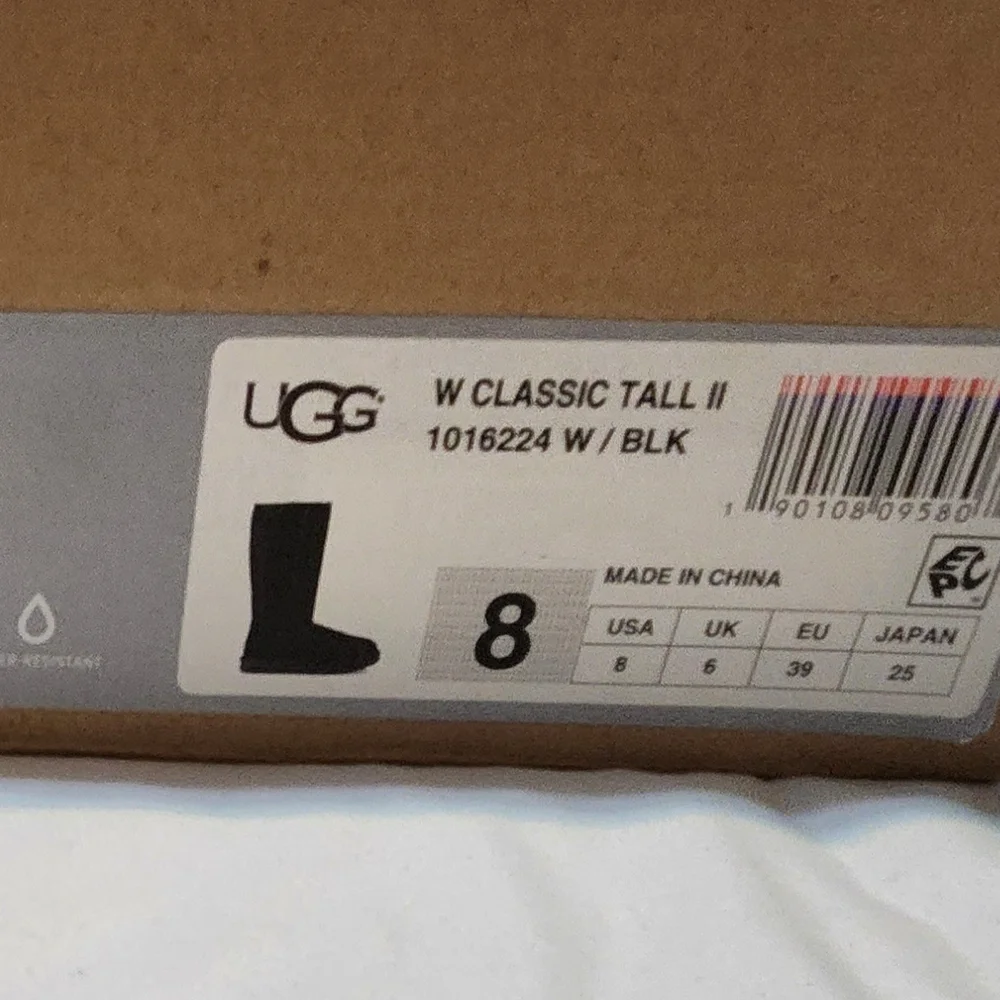 UGG Bailey Bow Tall II In Chestnut. Gently Worn A Few Times. Size 8. - Picture 6 of 6